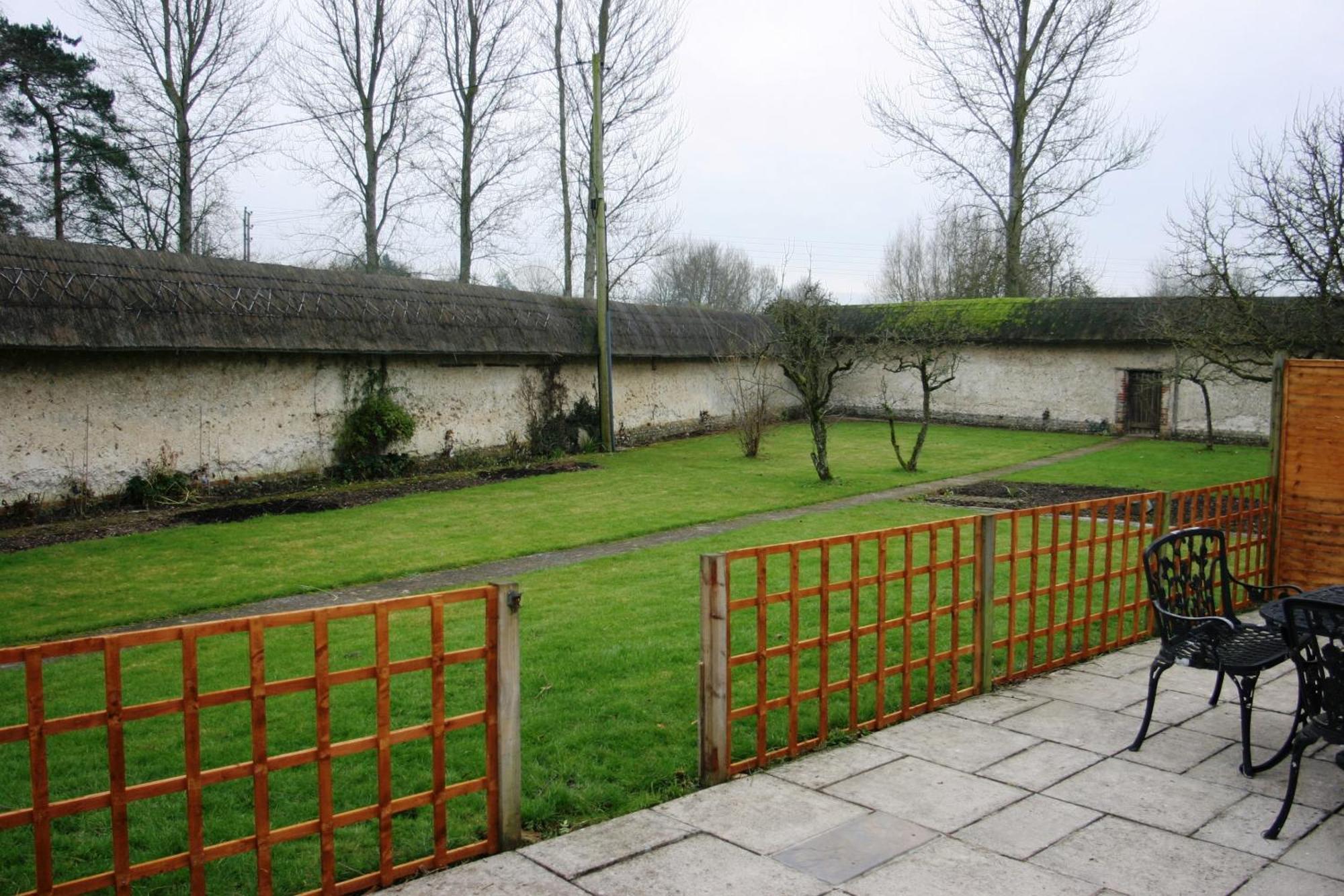 Вілла The Old Stables Self Catering Солсбері Екстер'єр фото